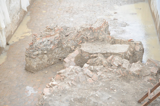 В Азербайджане найдены "холодильник" XVIII века и большая мечеть XVI века (фото)